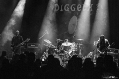 Diggeth